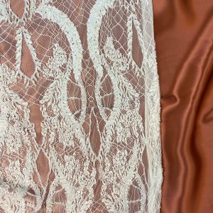 işlemeli fransız dantel kumaş çeşitleri lavin tekstil